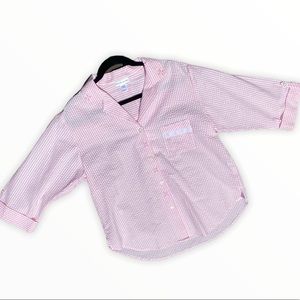 seersucker linen blouse with lace flower details.